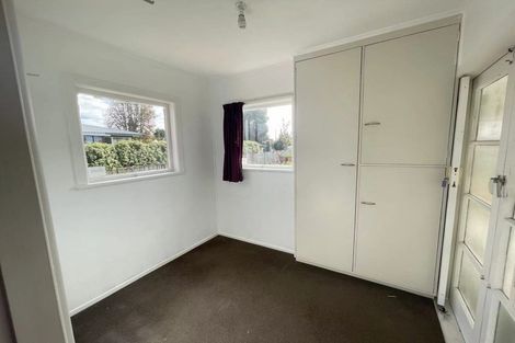 Photo of property in 27 Youngs Road, Papakura, 2110