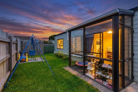 Photo of property in 13c Burns Street, South Dunedin, Dunedin, 9012