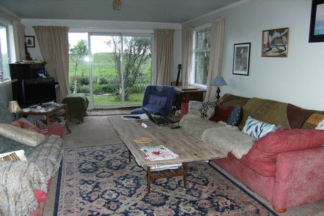 Photo of property in 41 Nuku Street, Tangimoana, 4822