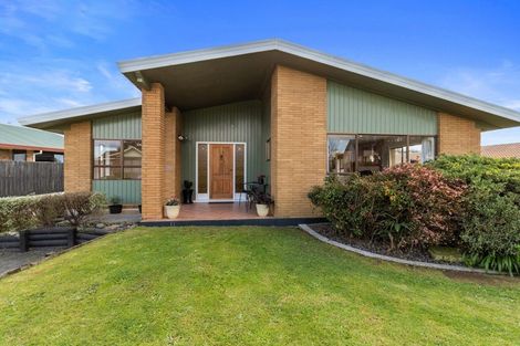 Photo of property in 17 Kowhai Avenue, Morrinsville, 3300