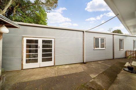 Photo of property in 17 Curtis Street, Okato, 4335