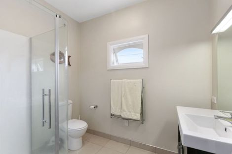 Photo of property in 60 Parkvale Road, Karori, Wellington, 6012