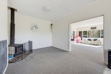 Photo of property in 131 Tiromoana Road, Maata, Eltham, 4398