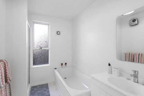 Photo of property in 16 Daytona Place, Parklands, Christchurch, 8083