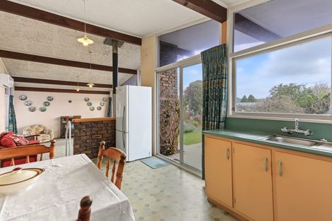 Photo of property in 24 Donovan Street, Te Puke, 3119