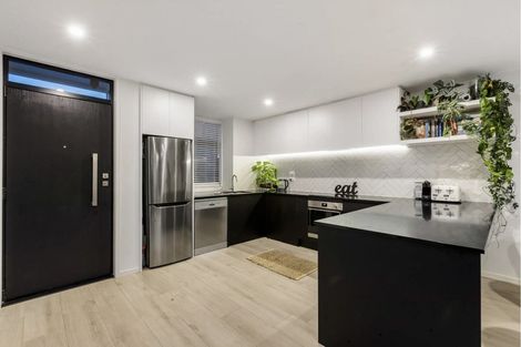 Photo of property in 7a Reg Pearce Way, Glen Innes, Auckland, 1072