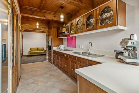 Photo of property in 236 Godley Road, Titirangi, Auckland, 0604