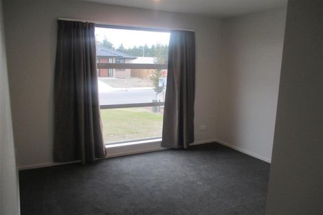 Photo of property in 18 Minerva Crescent, Woodend, 7610