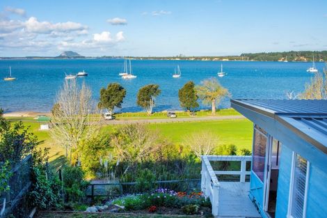 Photo of property in 39 Harbour View Road, Omokoroa, 3114