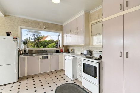 Photo of property in 3 Grenfell Drive, Karori, Wellington, 6012