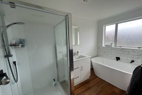 Photo of property in 1/21 Denver Grove, Totara Park, Upper Hutt, 5018