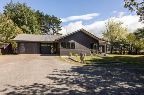 Photo of property in 77 Maunga Road, Dannevirke, 4976