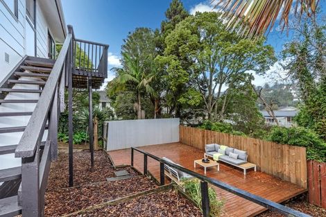 Photo of property in 2/16 John Downs Drive, Browns Bay, Auckland, 0630