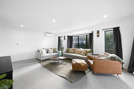 Photo of property in 21 Nielsen Gardens, Rototuna, Hamilton, 3210