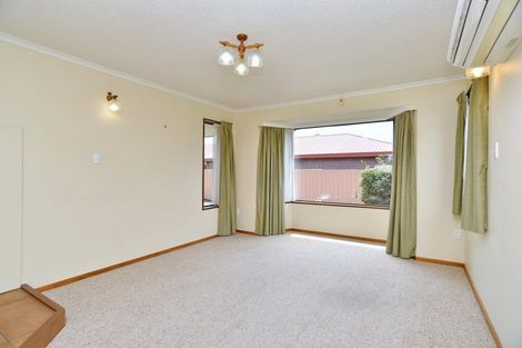 Photo of property in 15 Regent Avenue, Rangiora, 7400