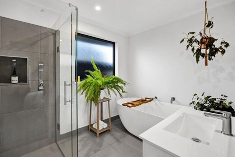 Photo of property in 69 Wilson Street, Hawera, 4610