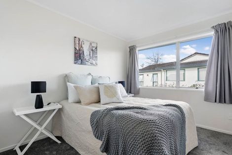 Photo of property in 1/48 Trimdon Street, Randwick Park, Auckland, 2105