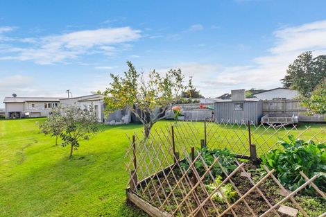 Photo of property in 9 Kawakawa Bay Coast Road, Kawakawa Bay, Papakura, 2585
