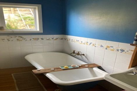 Photo of property in 9 Ticehurst Road, Lyttelton, 8082