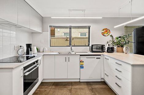 Photo of property in 614b Papamoa Beach Road, Papamoa Beach, Papamoa, 3118