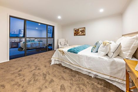 Photo of property in 22 Rere Close, Takanini, 2112