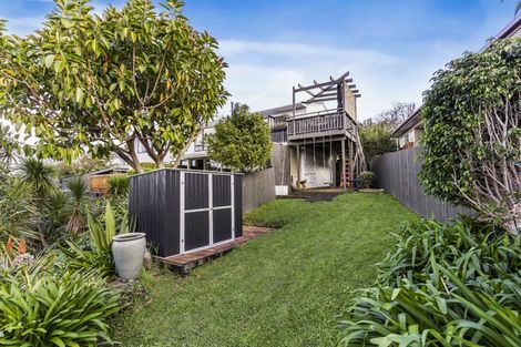 Photo of property in 3/52 Thatcher Street, Mission Bay, Auckland, 1071