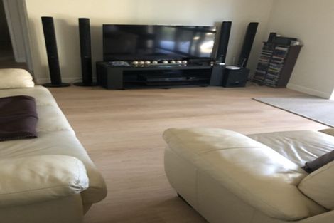 Photo of property in 20 Para Close, Fairview Heights, Auckland, 0632