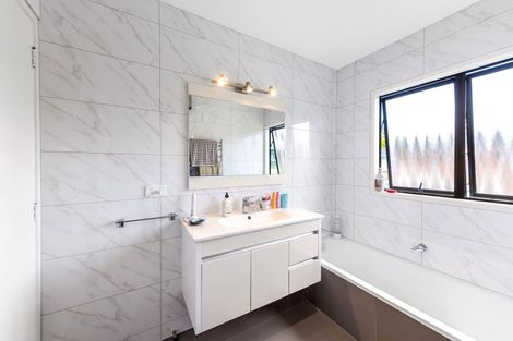 Photo of property in 55c Atkin Avenue, Mission Bay, Auckland, 1071