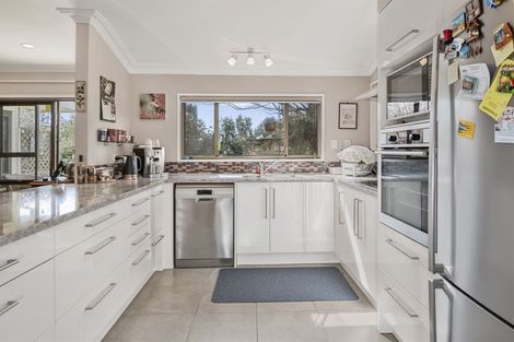 Photo of property in 2 Barnett Place, Te Puke, 3119