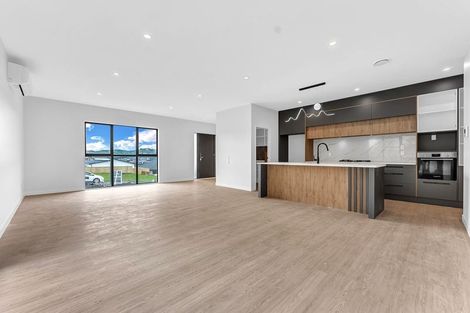 Photo of property in 7 Dolcetto Place, Pokeno, 2402