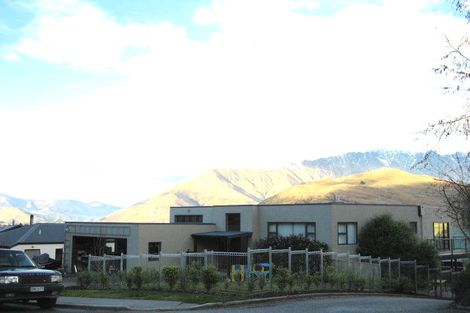 Photo of property in 11 Highview Terrace, Queenstown, 9300