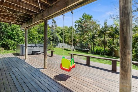 Photo of property in 860 Beach Road, Waiake, Auckland, 0630