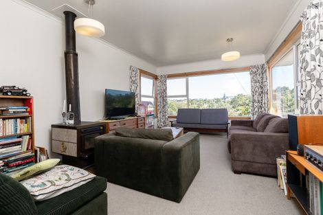 Photo of property in 61 Lorenzen Bay Road, Raglan, 3225