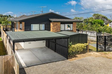 Photo of property in 2/150 Arran Road, Browns Bay, Auckland, 0630