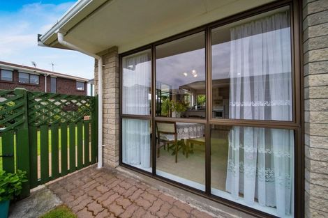 Photo of property in 13a Karamu Street, Strandon, New Plymouth, 4312