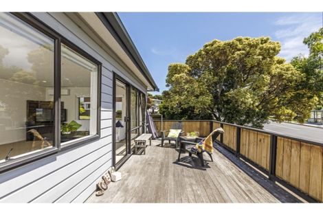 Photo of property in 13a Red Beach Road, Red Beach, 0932