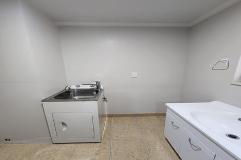Photo of property in 53c Woodglen Road, Glen Eden, Auckland, 0602