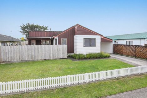 Photo of property in 24 Jasmine Avenue, Dinsdale, Hamilton, 3204