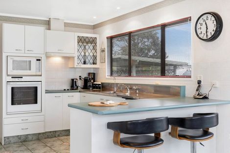 Photo of property in 20 Knox Place, Greerton, Tauranga, 3112