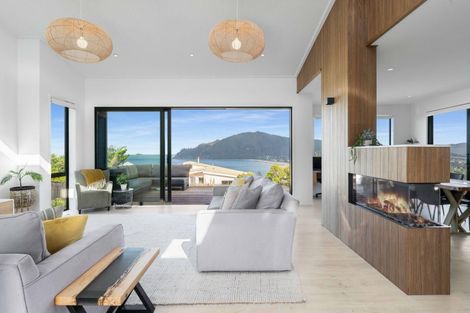 Photo of property in 196 Paku Drive, Tairua, 3508