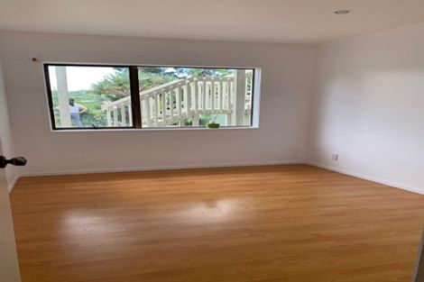 Photo of property in 8 Squirrel Lane, Browns Bay, Auckland, 0630