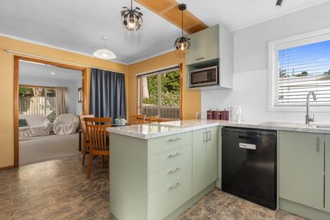 Photo of property in 14 Earls Place, Onerahi, Whangarei, 0110