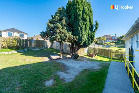 Photo of property in 10 Stenhope Crescent, Corstorphine, Dunedin, 9018