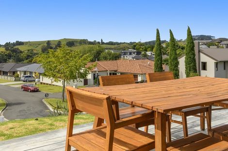 Photo of property in 64 Buxton Place, Ohauiti, Tauranga, 3112