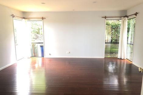 Photo of property in 23 Bluebird Crescent, Unsworth Heights, Auckland, 0632