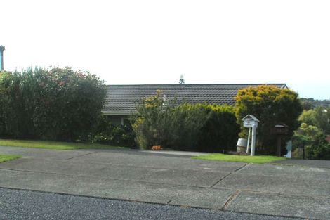 Photo of property in 30 Grenada Avenue, Forrest Hill, Auckland, 0620