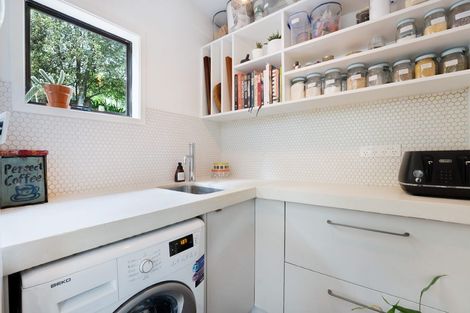 Photo of property in 78 Palmerston Road, Birkenhead, Auckland, 0626