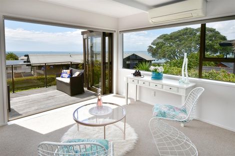 Photo of property in 1/91 Aberdeen Road, Castor Bay, Auckland, 0620