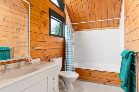 Photo of property in 635 Wainui Road, Wainui, Gisborne, 4010