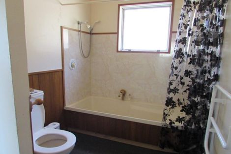 Photo of property in 19 Speargrass Grove, Timberlea, Upper Hutt, 5018